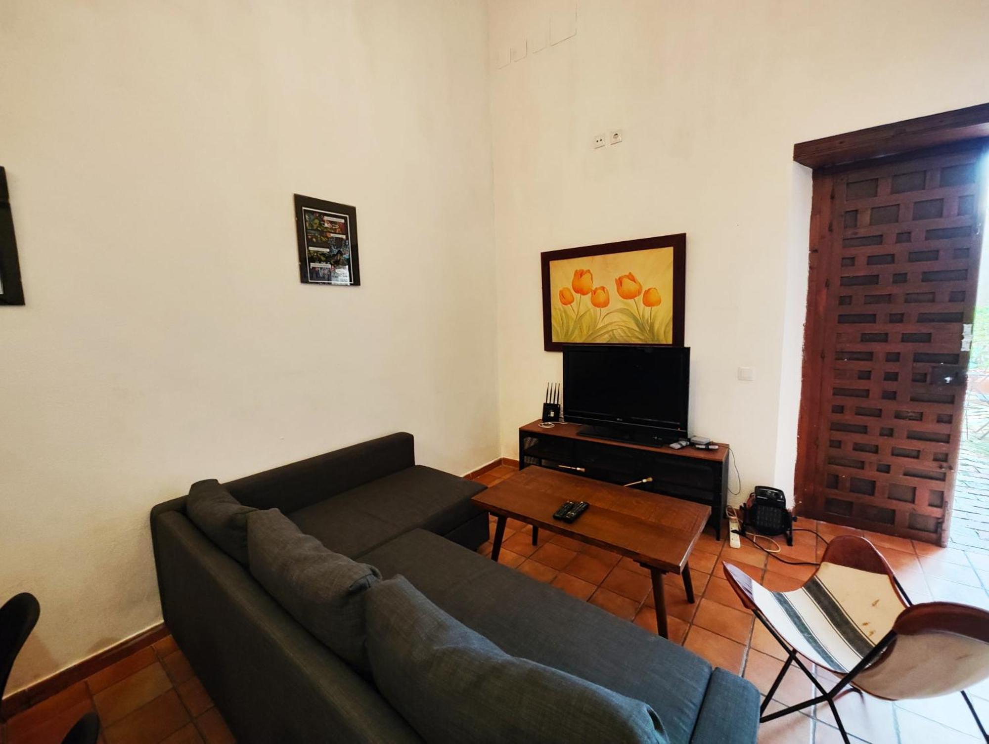 Hostal Cafe Frenteabastos Carmona  Ngoại thất bức ảnh