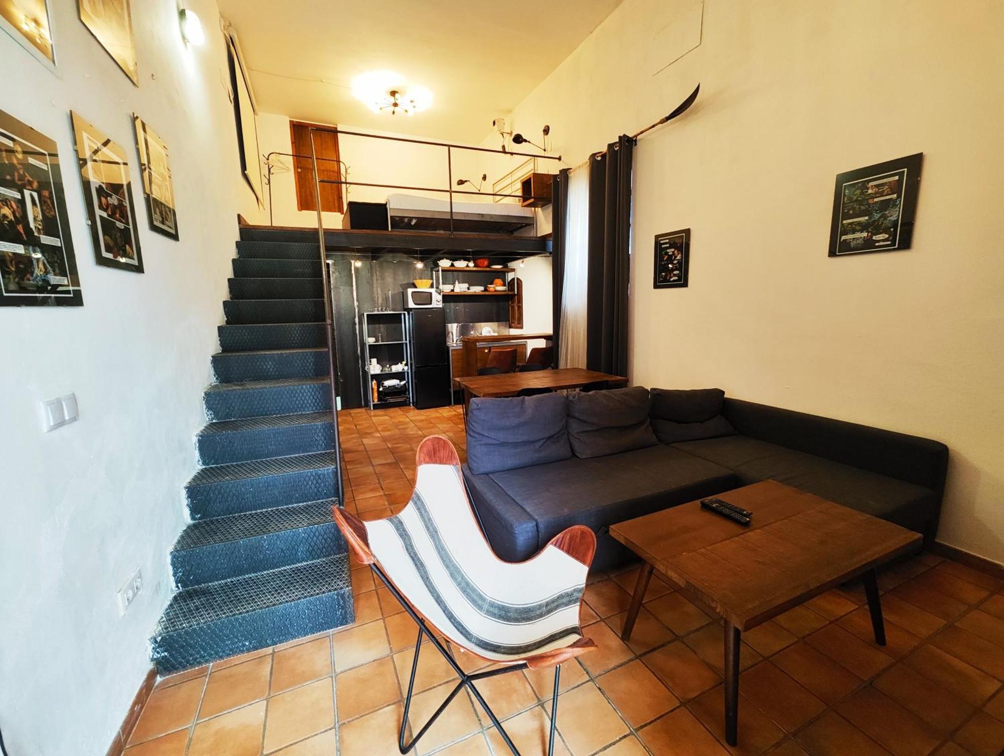 Hostal Cafe Frenteabastos Carmona  Ngoại thất bức ảnh