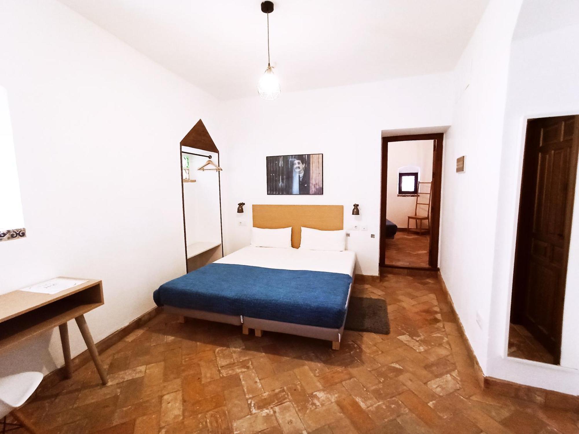 Hostal Cafe Frenteabastos Carmona  Ngoại thất bức ảnh