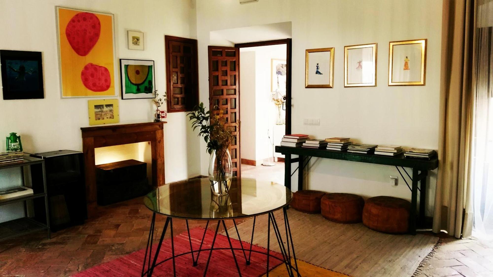 Hostal Cafe Frenteabastos Carmona  Ngoại thất bức ảnh