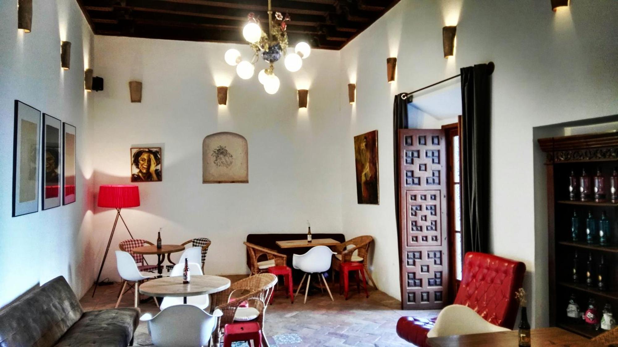 Hostal Cafe Frenteabastos Carmona  Ngoại thất bức ảnh