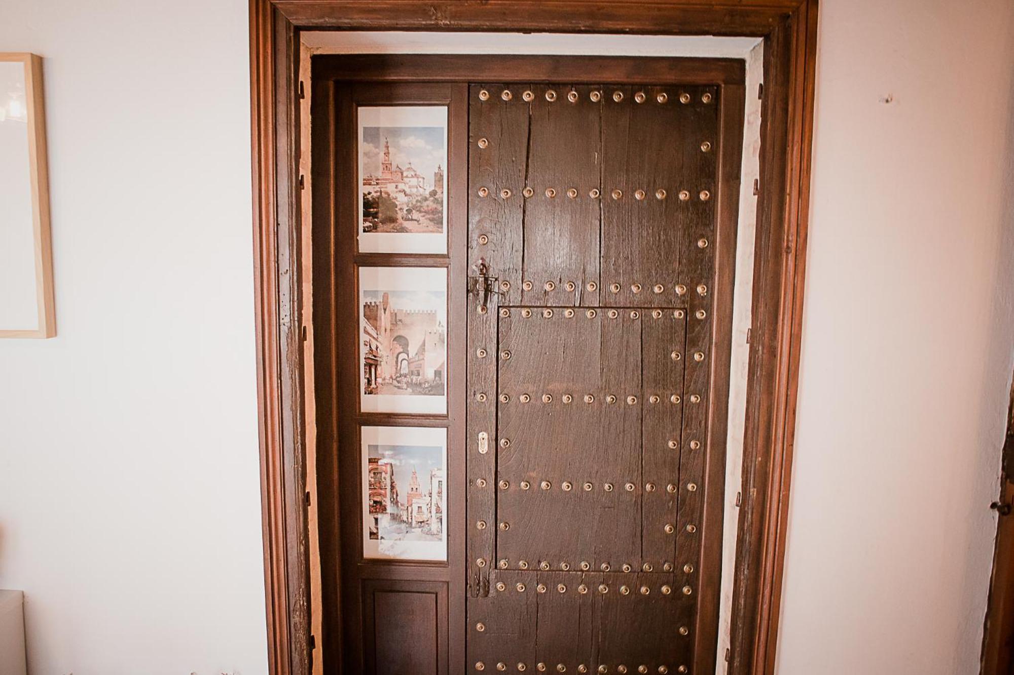 Hostal Cafe Frenteabastos Carmona  Ngoại thất bức ảnh