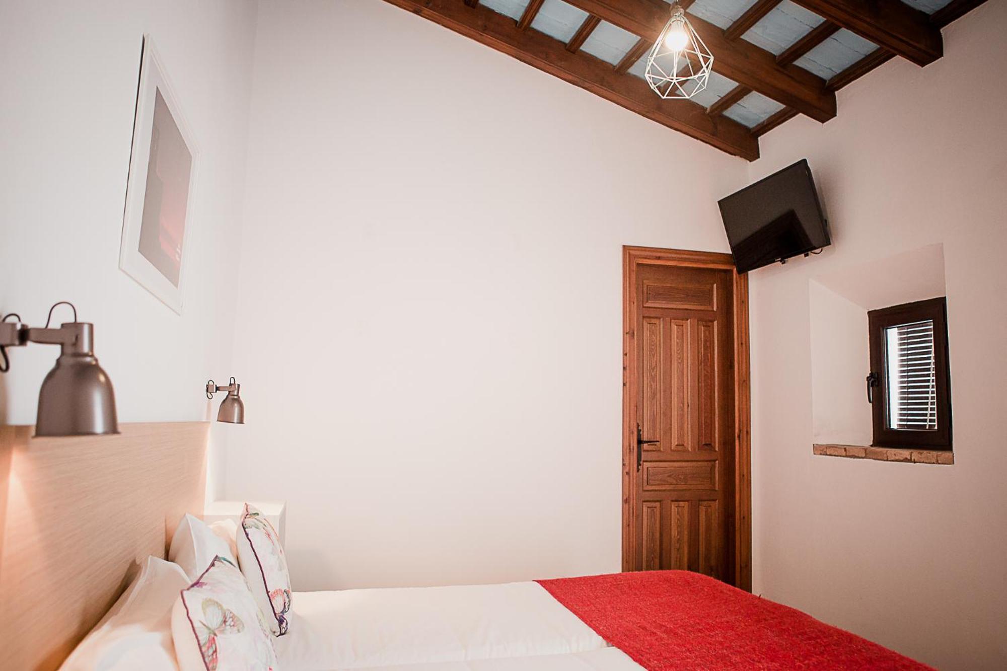 Hostal Cafe Frenteabastos Carmona  Ngoại thất bức ảnh