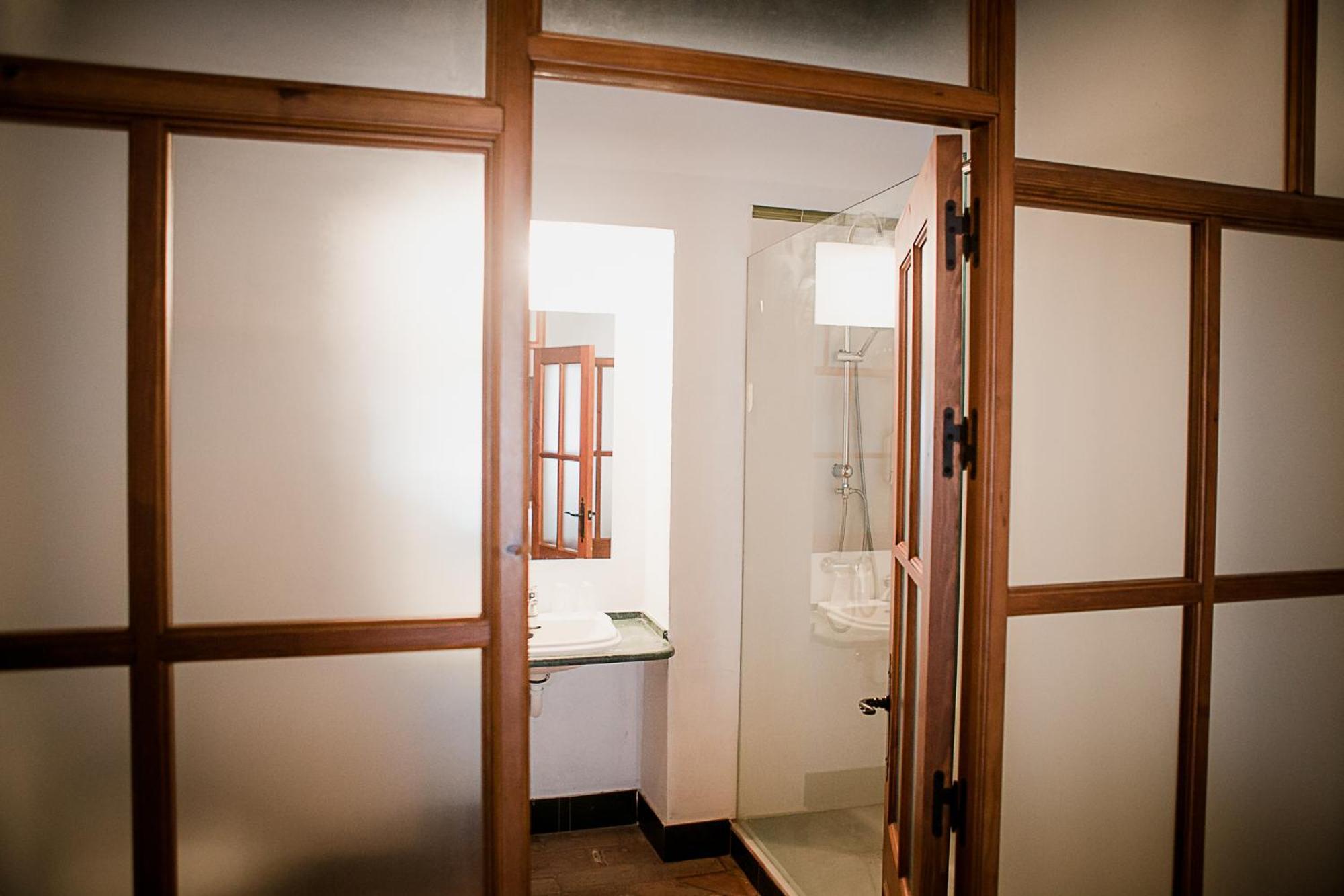 Hostal Cafe Frenteabastos Carmona  Ngoại thất bức ảnh